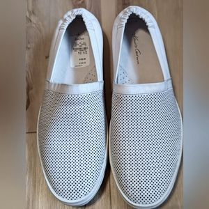 Men's slip-on shoes